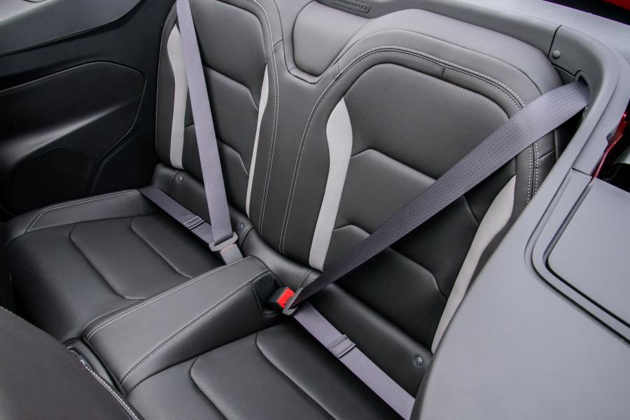  Chevrolet Camaro SS Convertible 2016 года  (LA) (фото 12 из 36)